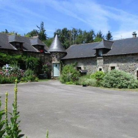 Le Petit Chateau Noyal-Pontivy Экстерьер фото